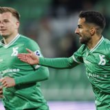 Varol Tasar (à droite): un premier but qui va compter. KEYSTONE/VALENTIN FLAURAUD
